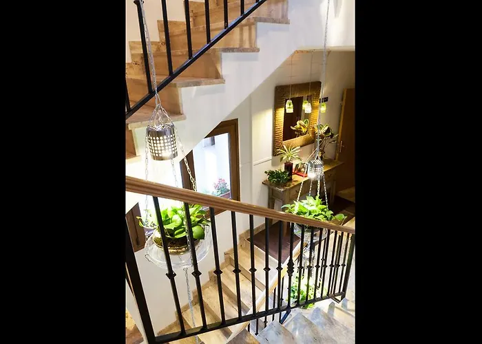 Boutique Reina Mora 2*