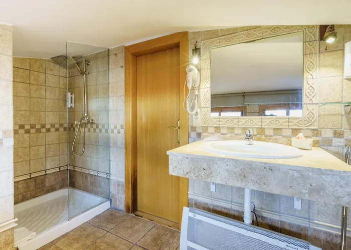 Boutique Reina Mora Отель Гранада