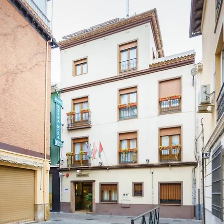 Boutique Reina Mora Hotell 2*